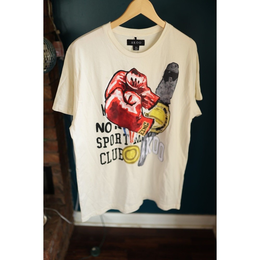 AKOO  Mens Graphic T-shirts Size XL  with logo Patches